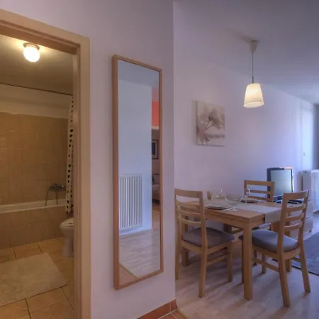 Peace Apartment *